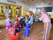 Karneval s Mirečkem a Leontýnkou